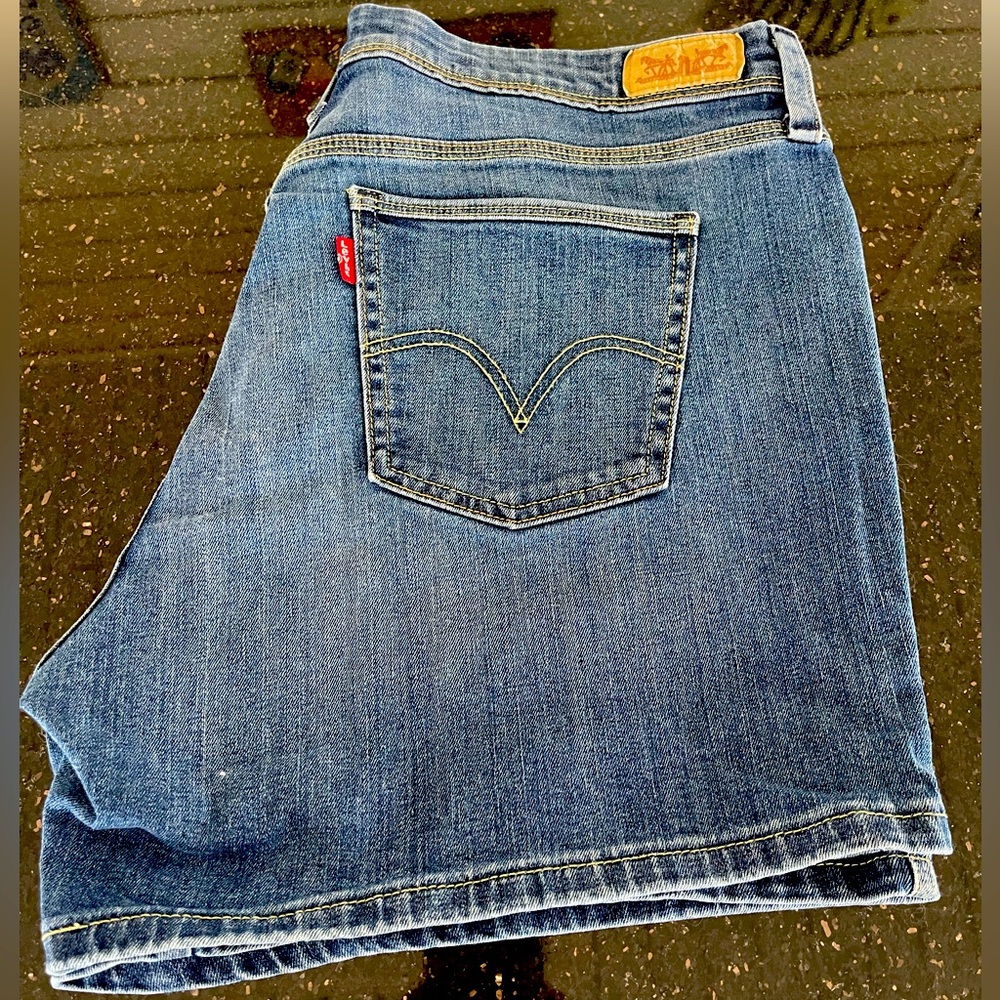Levi’s Denim Shorts - 12